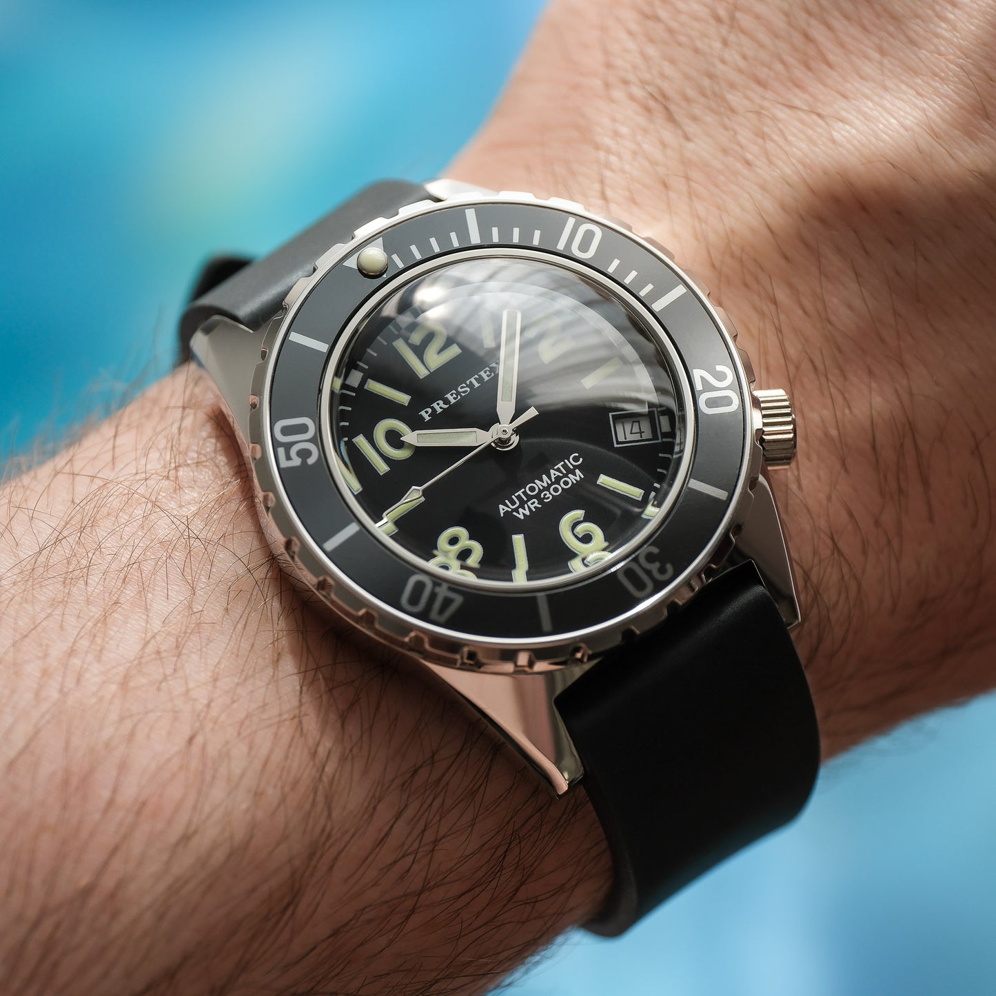 
                  
                    Swiss Diver 300 Metre
                  
                